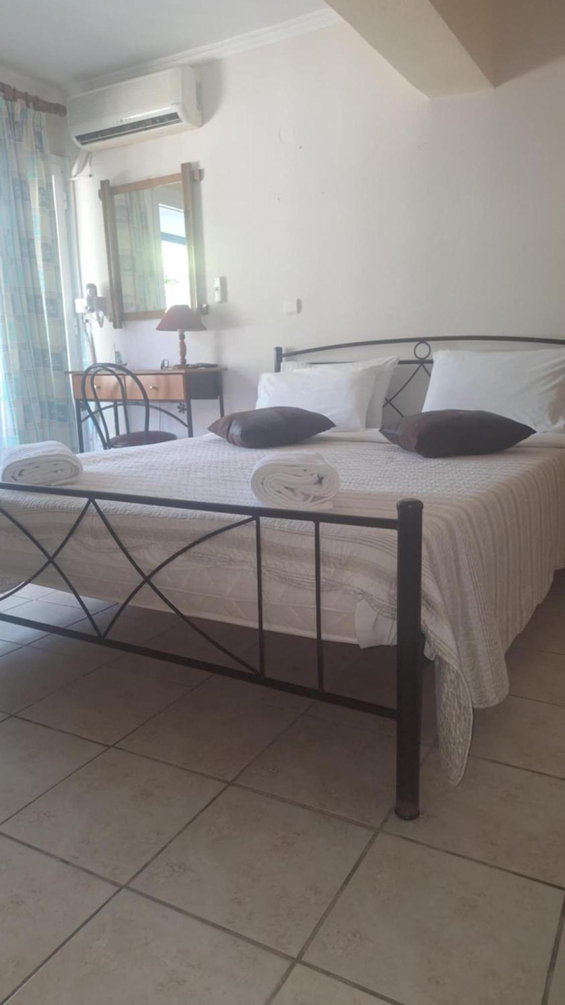 Fotini Apartments Paralia Agias Foteinis 객실 사진