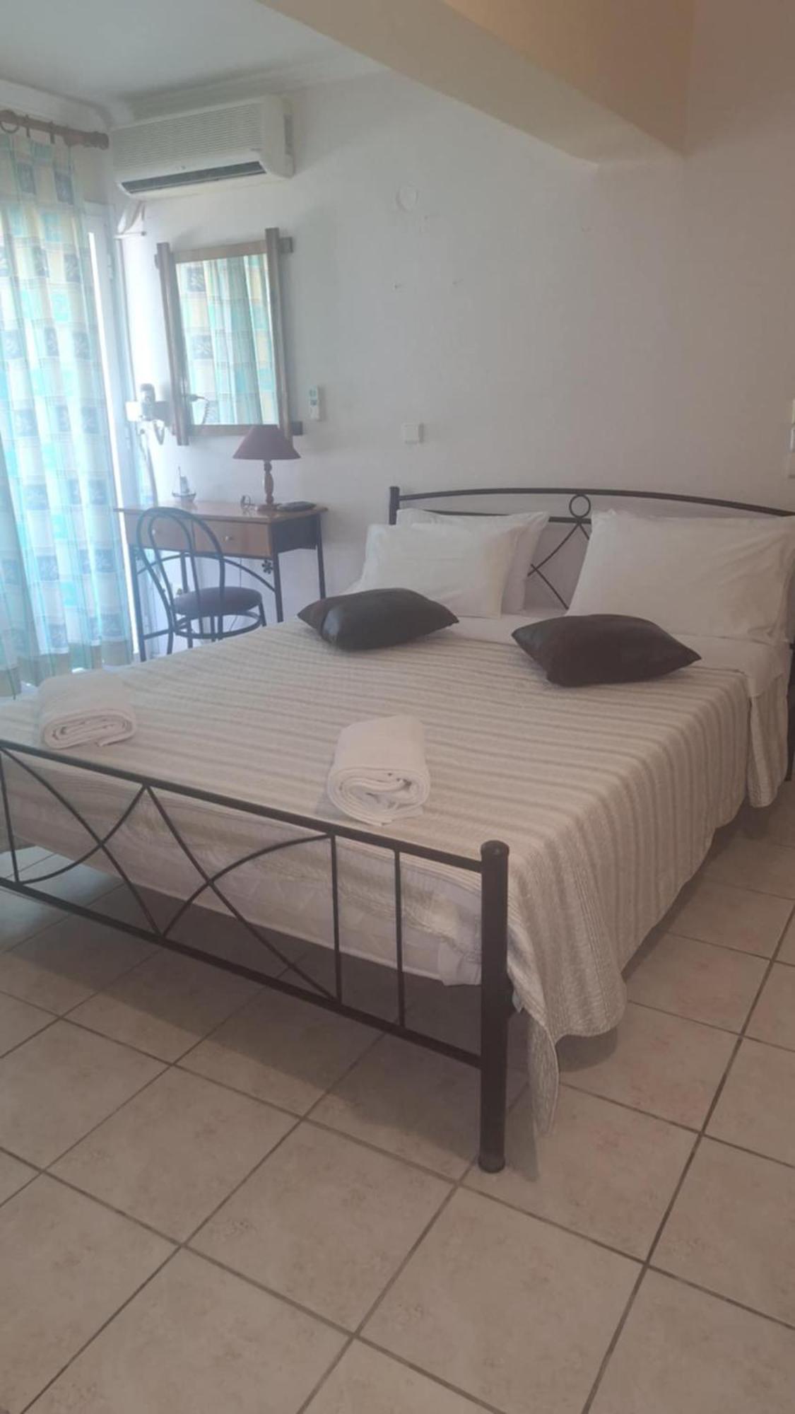Fotini Apartments Paralia Agias Foteinis 객실 사진